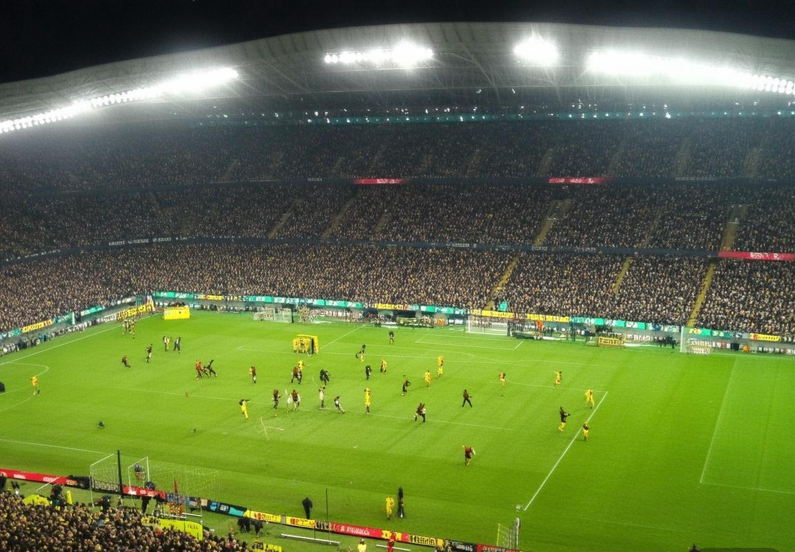 巴黎圣日耳曼VS多特蒙德：巅峰对决，传奇之战即将上演